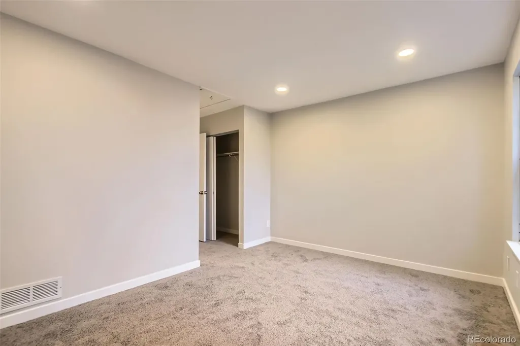 1811 S Quebec Way Denver CO 80231