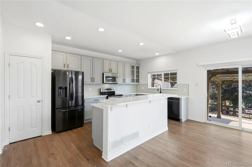 122 N De Gaulle Street Aurora CO 80018