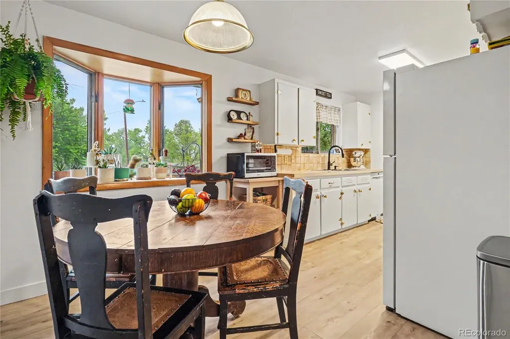 190 E Geddes Avenue Centennial CO 80122