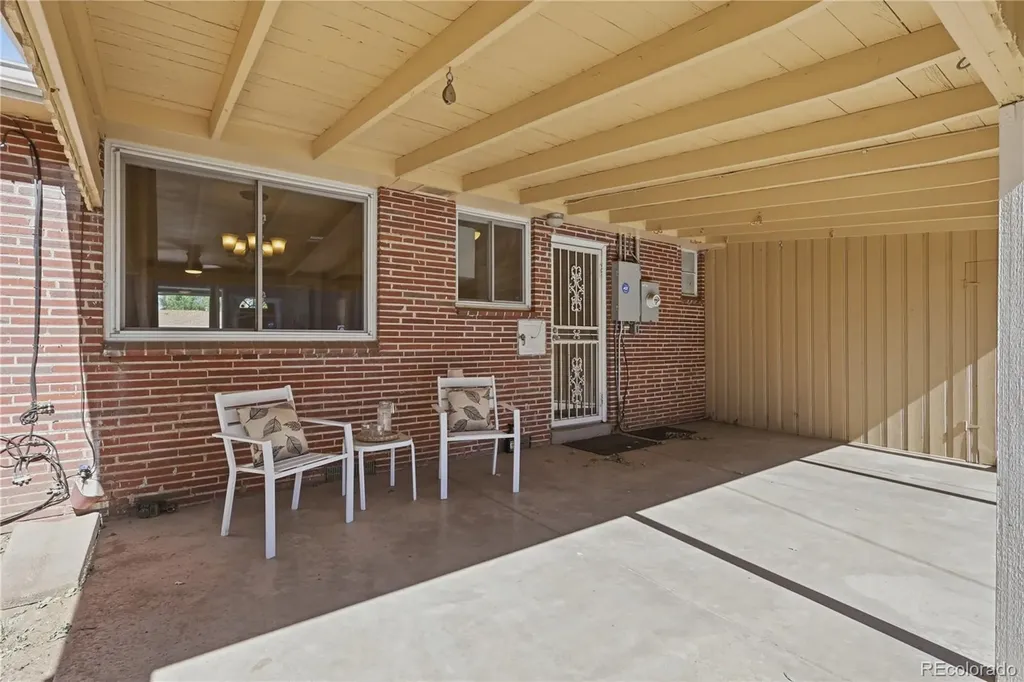 2870 Newport Street Denver CO 80207