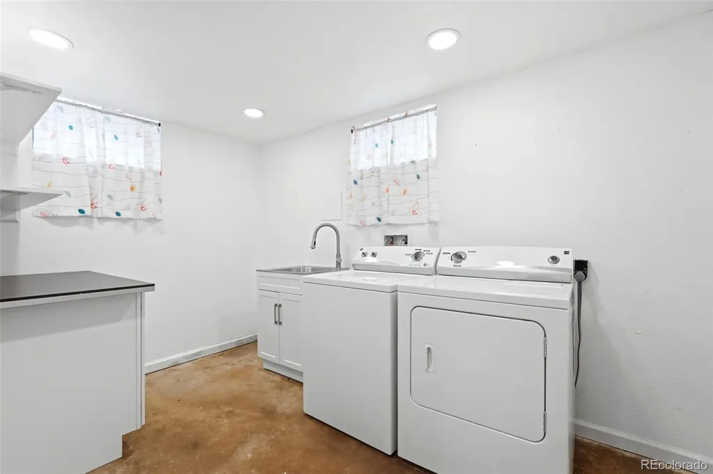 3115 N Steele Street Denver CO 80205