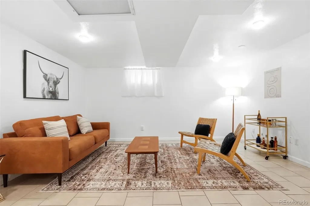 3115 N Steele Street Denver CO 80205