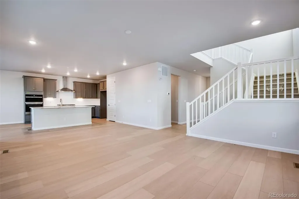 8568 Eckley Street Littleton CO 80125
