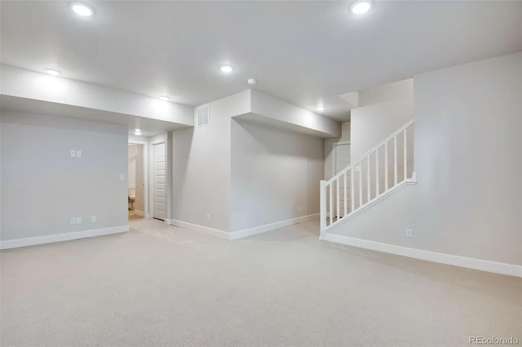 8568 Eckley Street Littleton CO 80125
