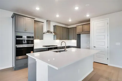 8568 Eckley Street Littleton CO 80125