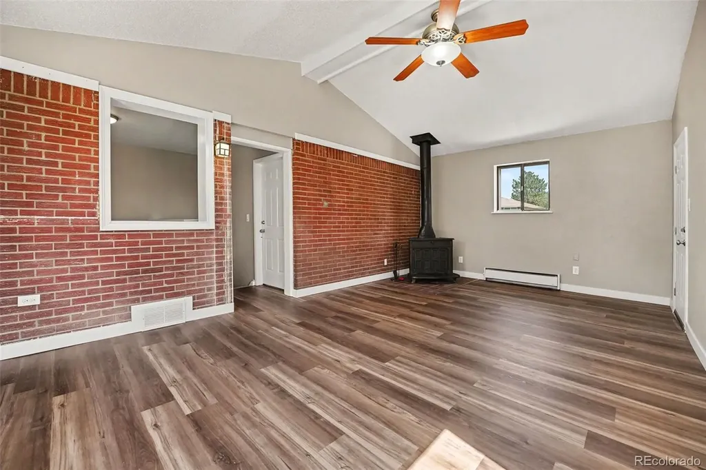 400 Leo Lane Denver CO 80260