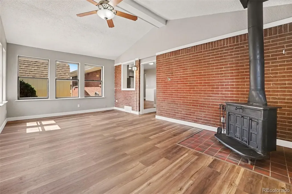 400 Leo Lane Denver CO 80260