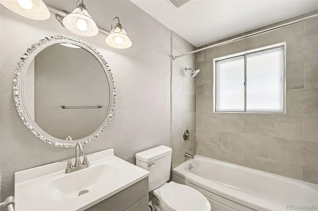 400 Leo Lane Denver CO 80260