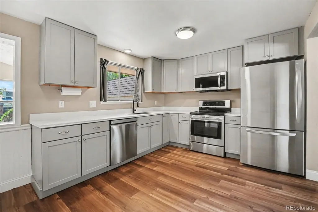 400 Leo Lane Denver CO 80260
