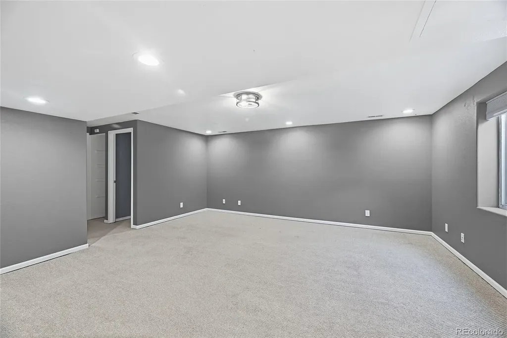 3944 Willowood Avenue Loveland CO 80538