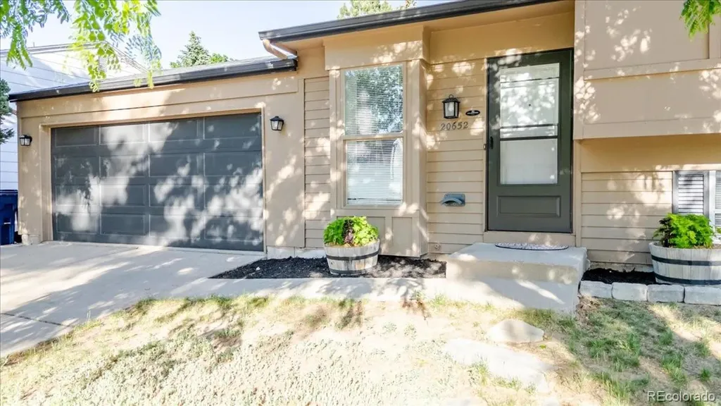 20652 E Batavia Drive Aurora CO 80011
