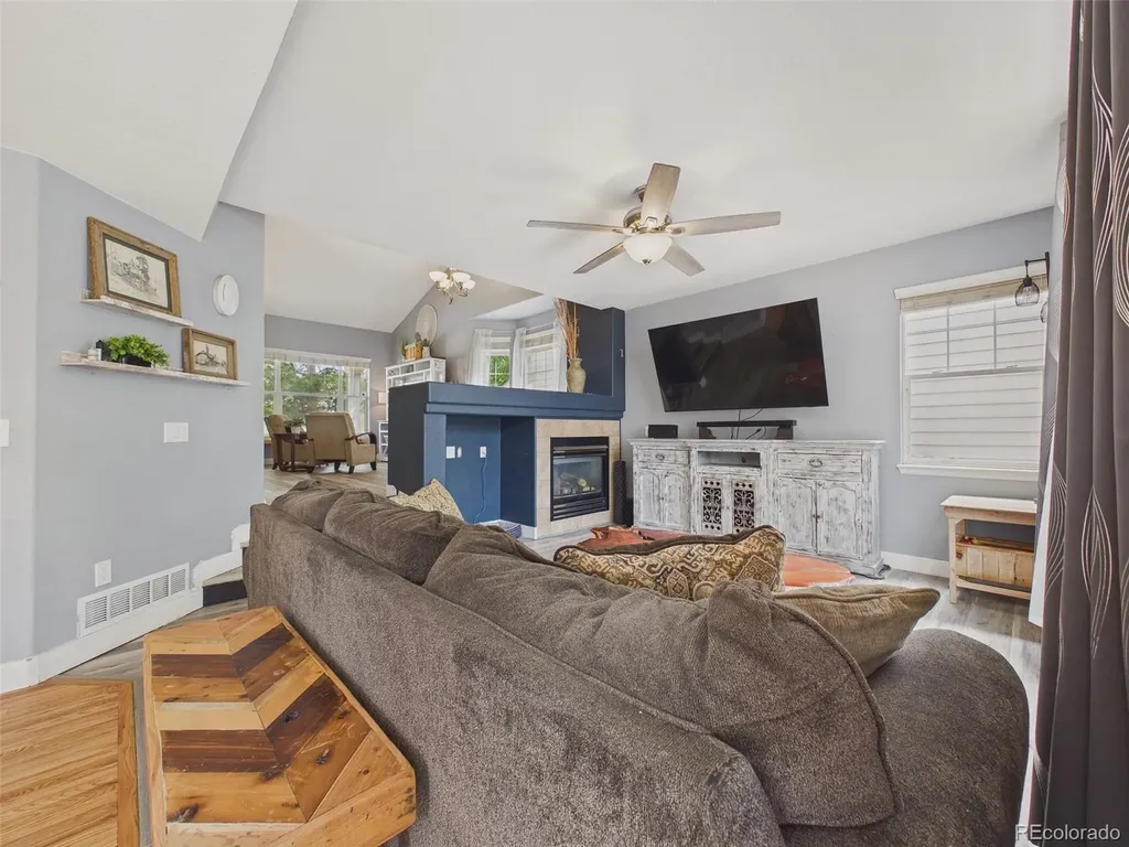 24734 E Gunnison Drive Aurora CO 80018