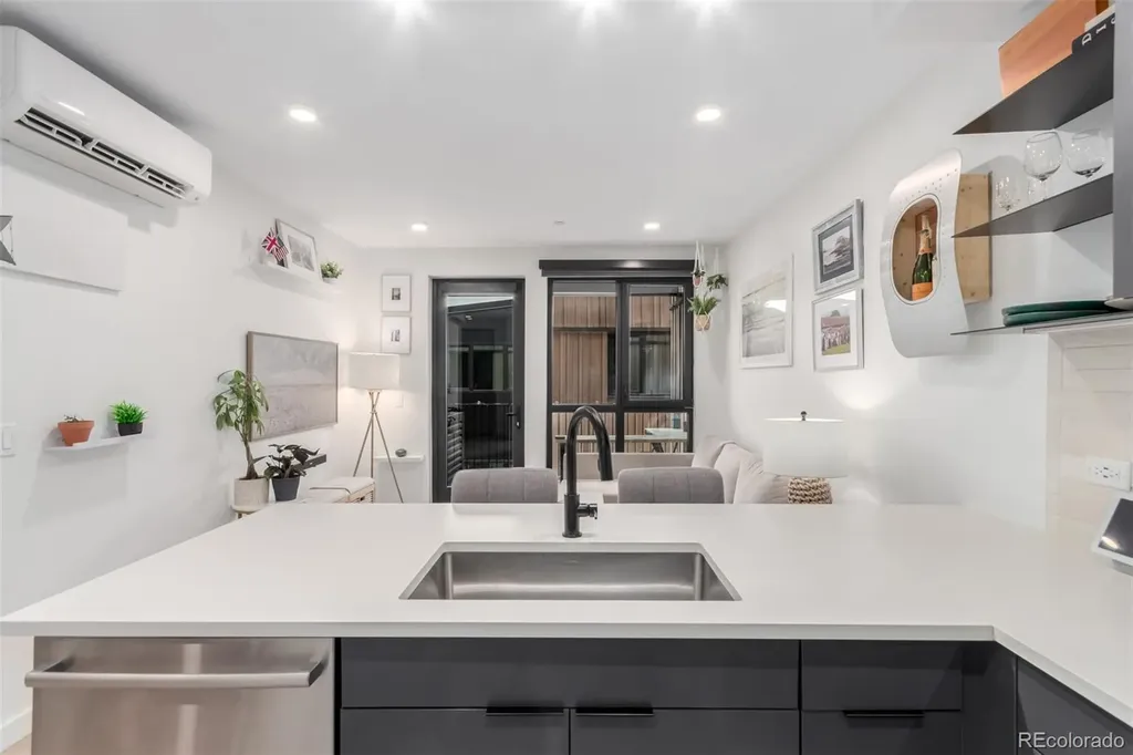 1601 Park Avenue Denver CO 80218