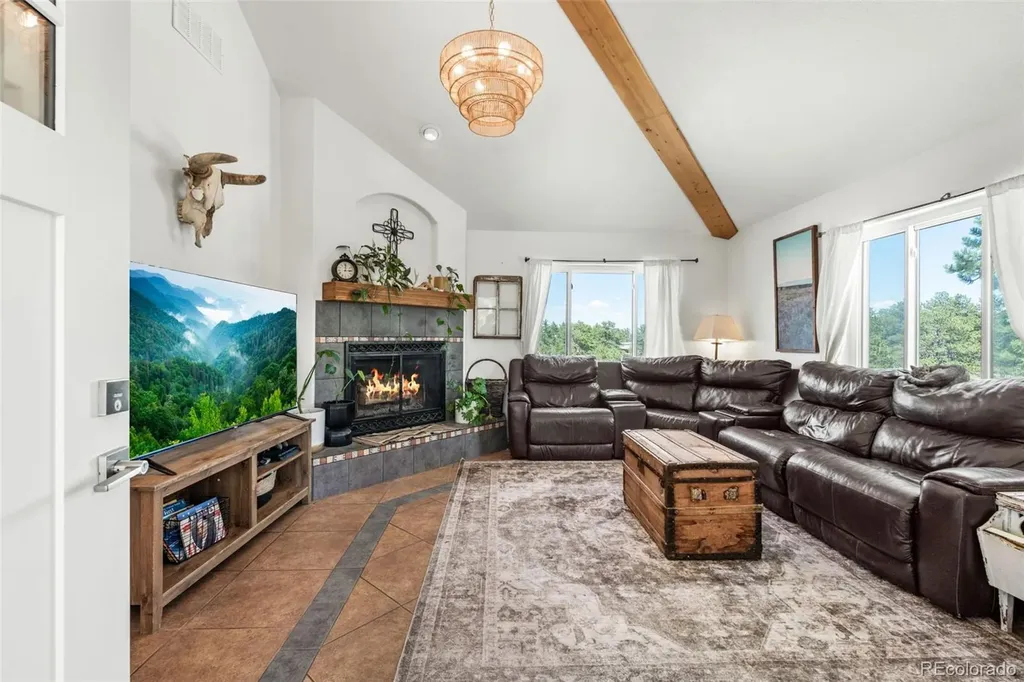 1850 Montcalm Drive Livermore CO 80536