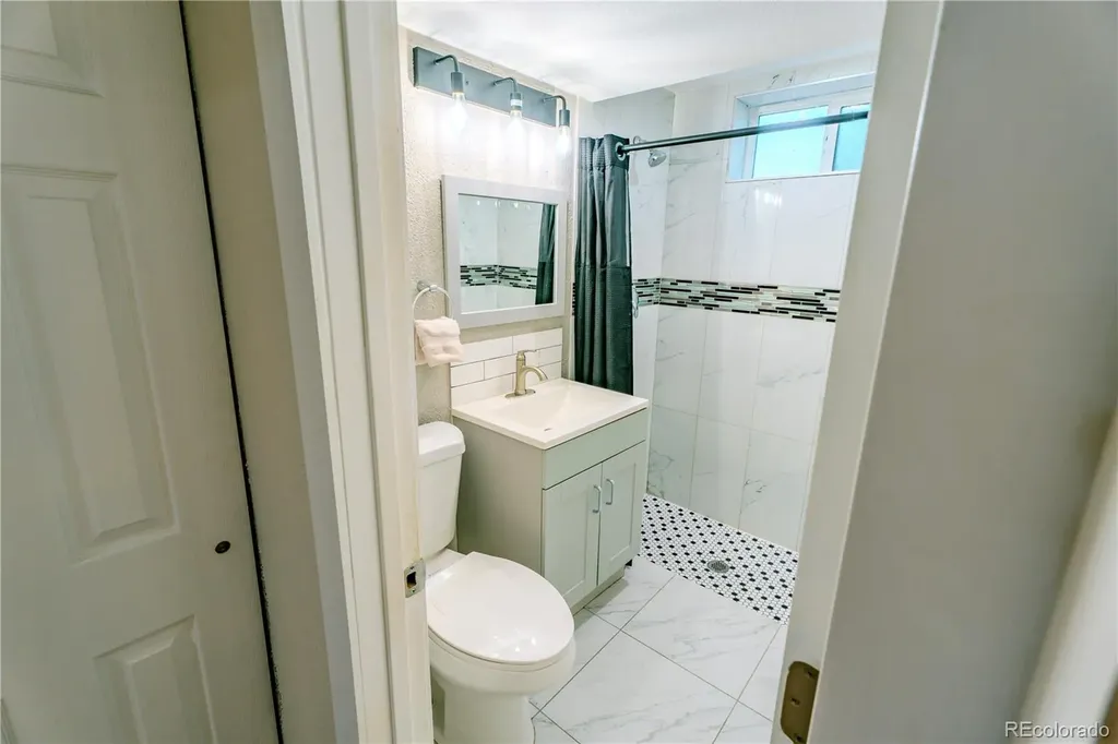 5643 W 67th Avenue Arvada CO 80003
