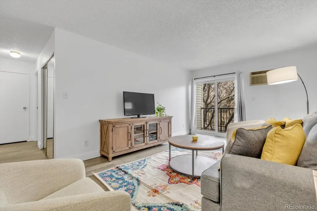 1250 Golden Circle Golden CO 80401