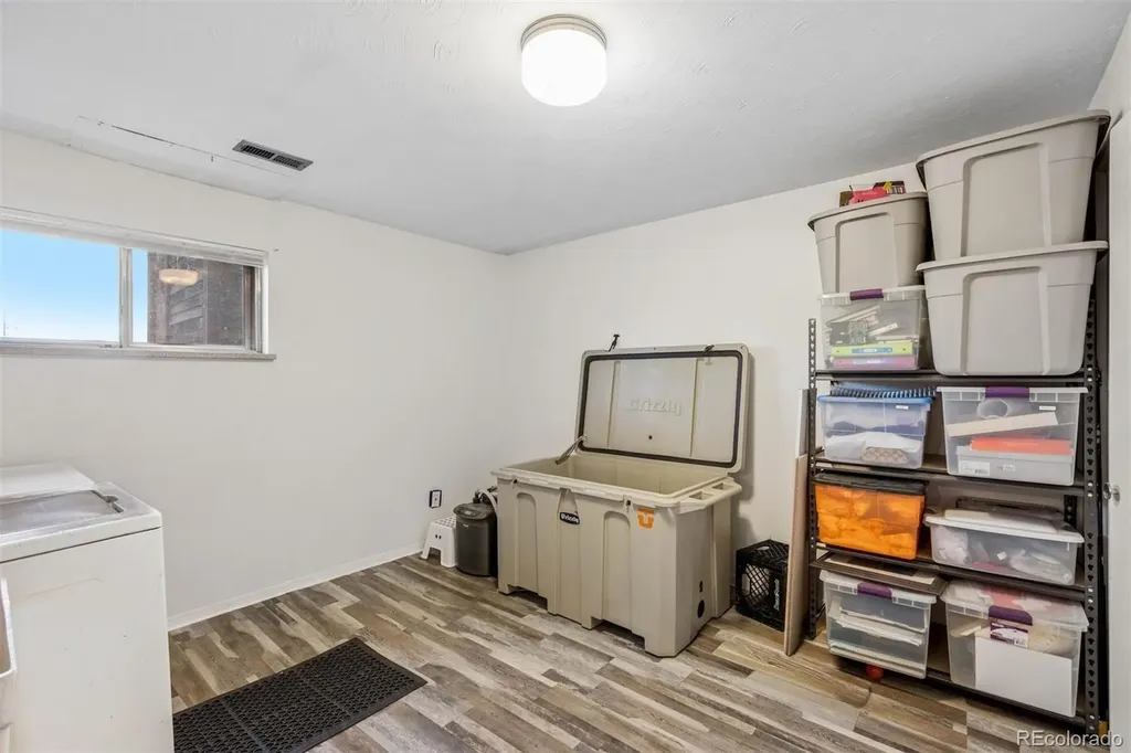 2921 S Downing Street Englewood CO 80113