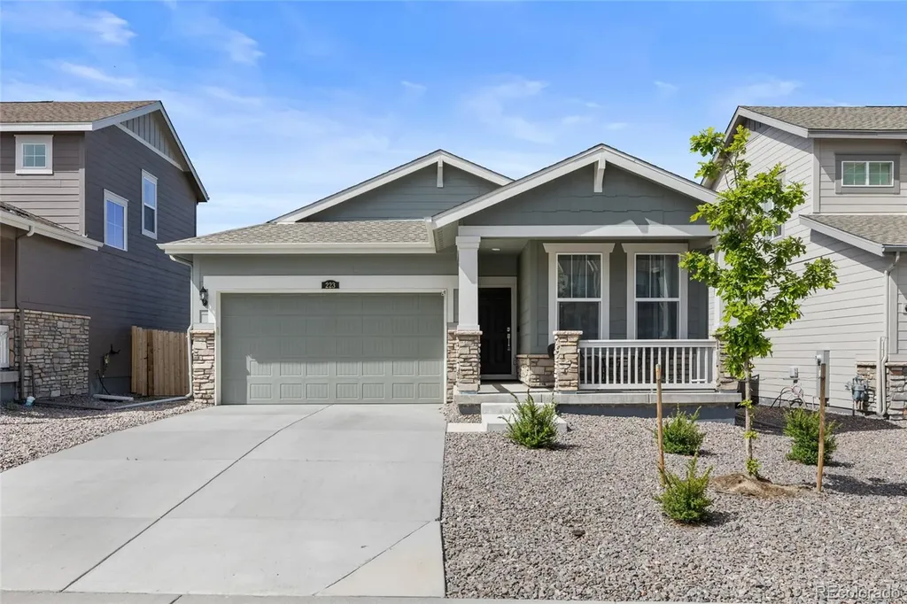 223 Corkscrew Street Elizabeth CO 80107