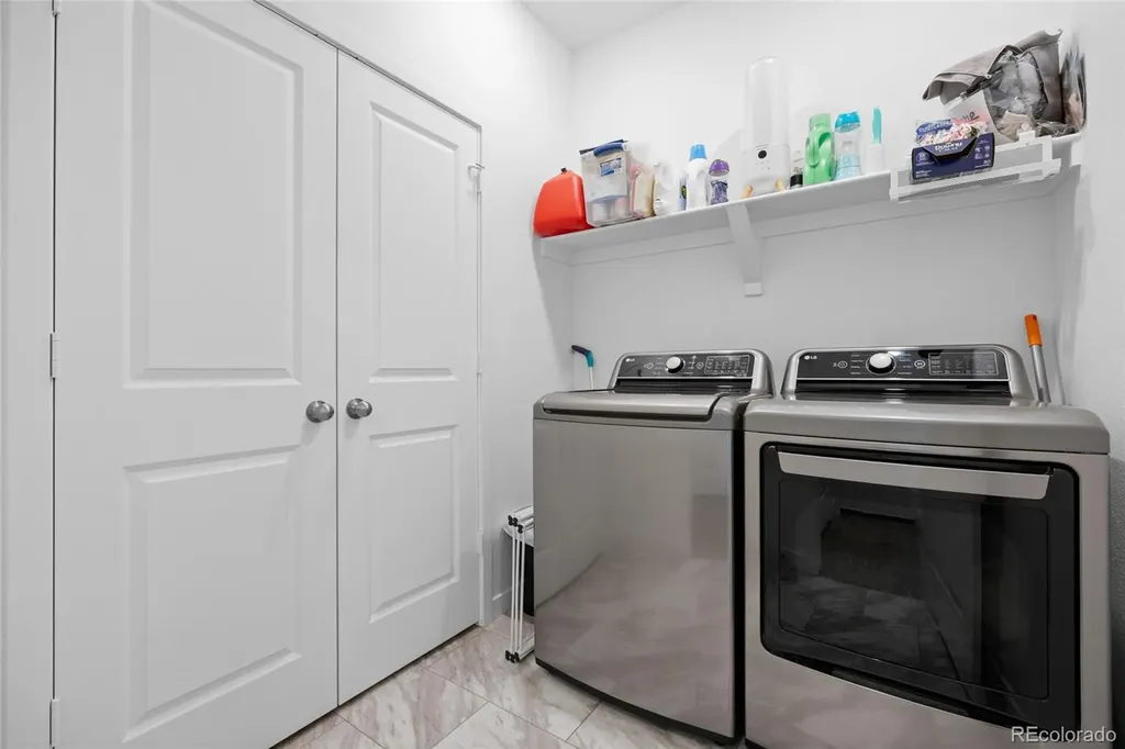 223 Corkscrew Street Elizabeth CO 80107