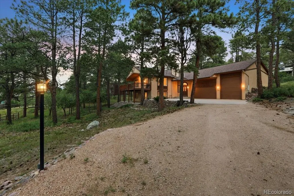 240 Scrub Oak Way Monument CO 80132
