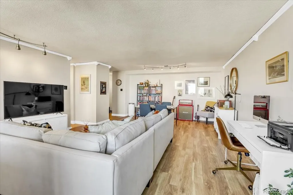 1029 E 8th Avenue Denver CO 80218
