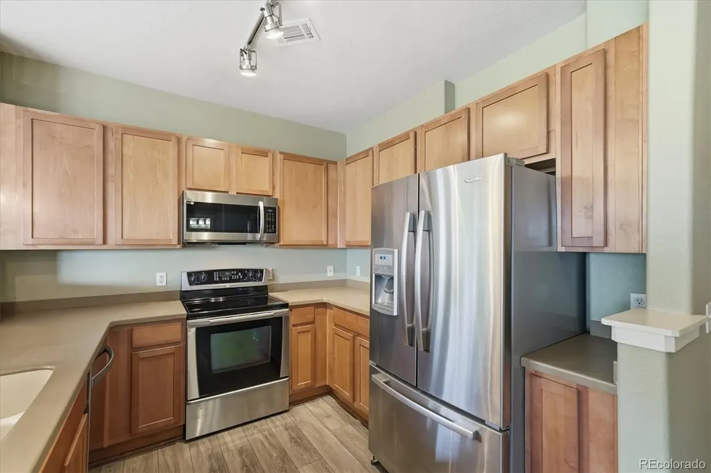 13456 Via Varra Broomfield CO 80020