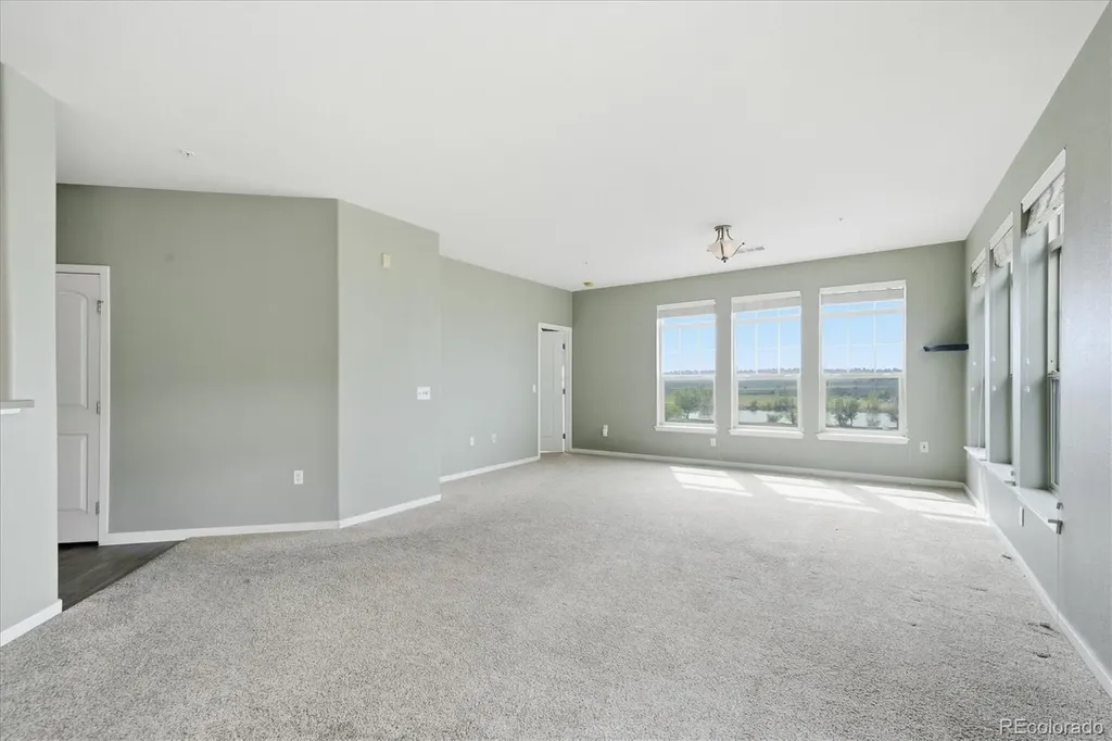 13456 Via Varra Broomfield CO 80020