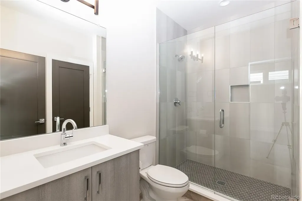 1275 Stuart Street Denver CO 80204