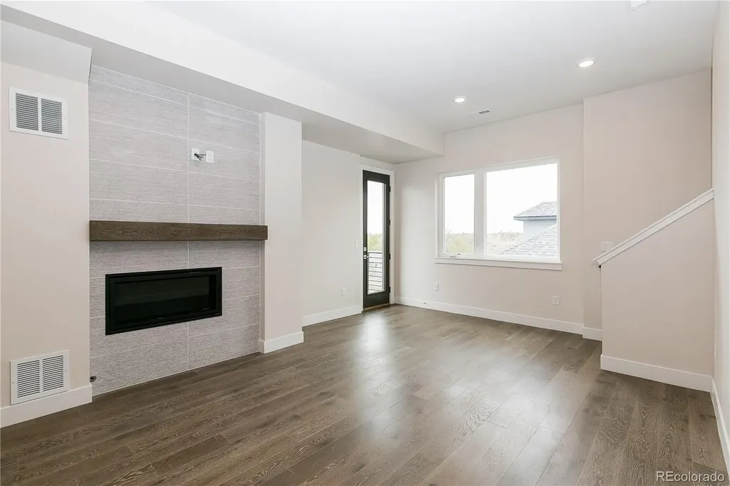 1275 Stuart Street Denver CO 80204