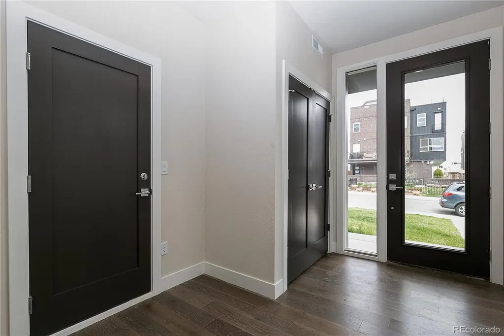 1275 Stuart Street Denver CO 80204