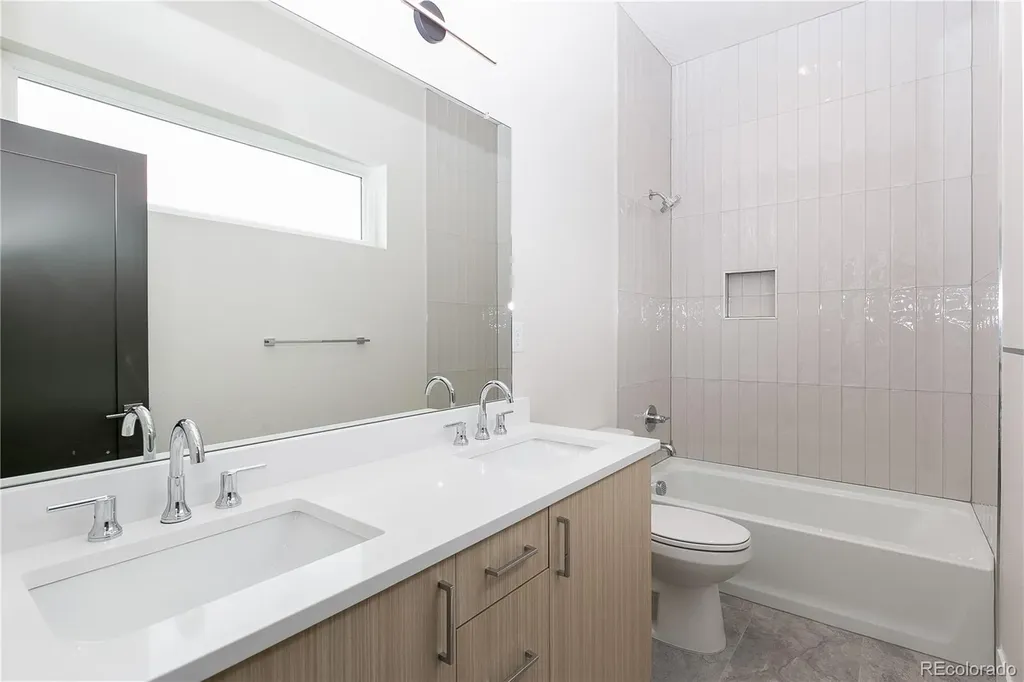 1275 Stuart Street Denver CO 80204