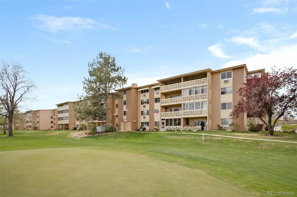 690 S Alton Way Denver CO 80247