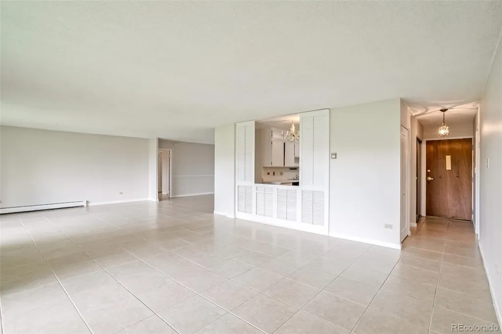 690 S Alton Way Denver CO 80247
