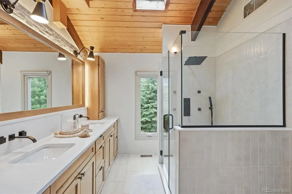 6195 Apache Drive Larkspur CO 80118
