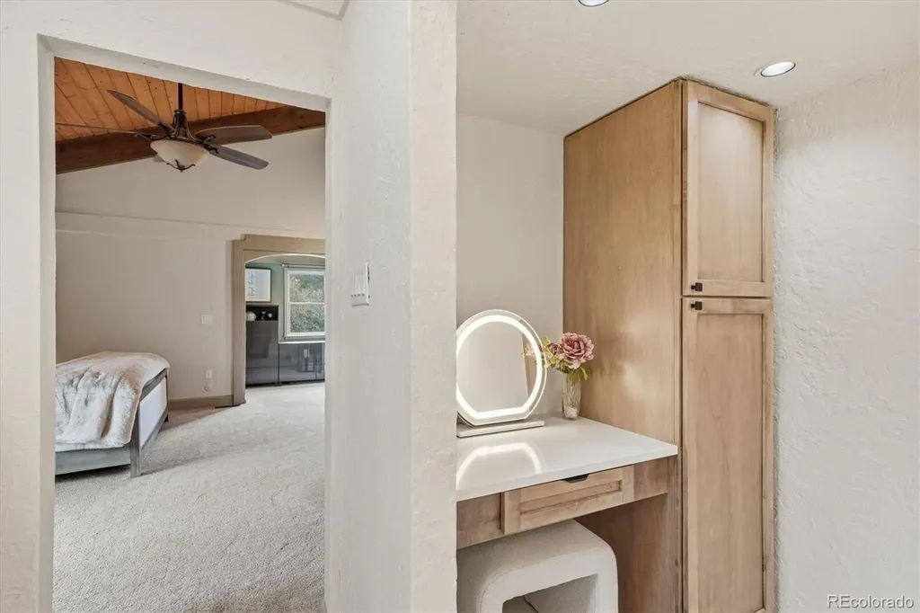 6195 Apache Drive Larkspur CO 80118