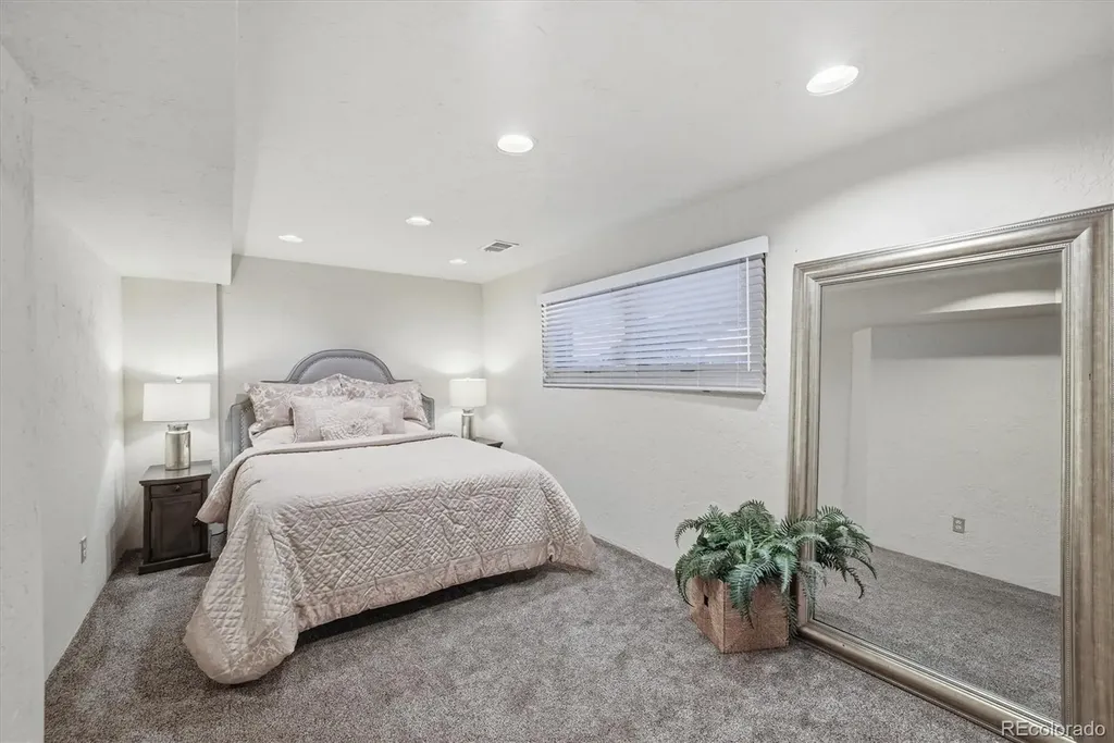 6195 Apache Drive Larkspur CO 80118