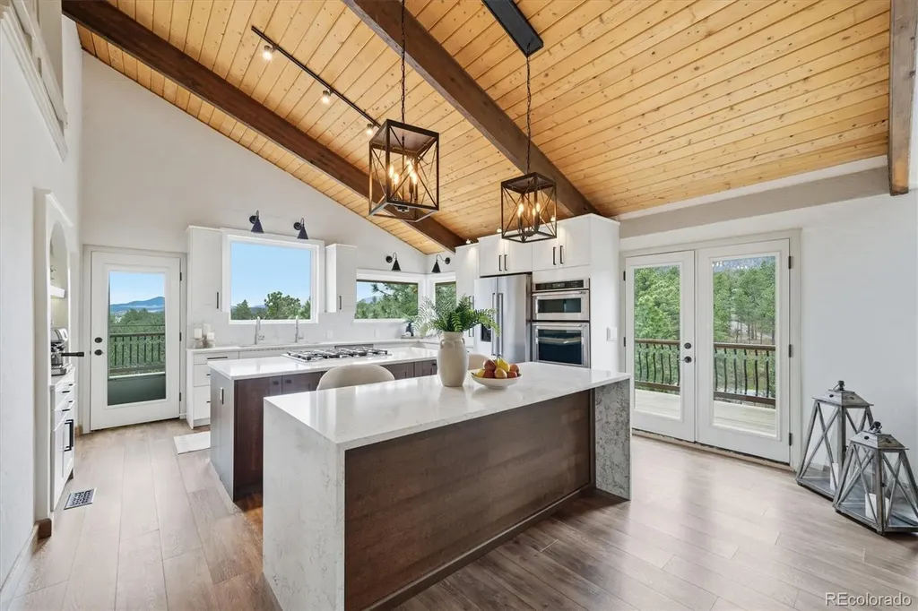 6195 Apache Drive Larkspur CO 80118
