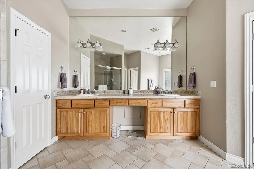 6670 W Crestline Avenue Littleton CO 80123