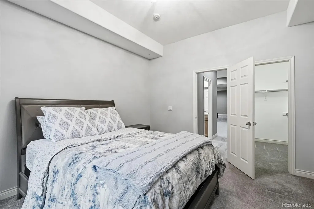 6670 W Crestline Avenue Littleton CO 80123
