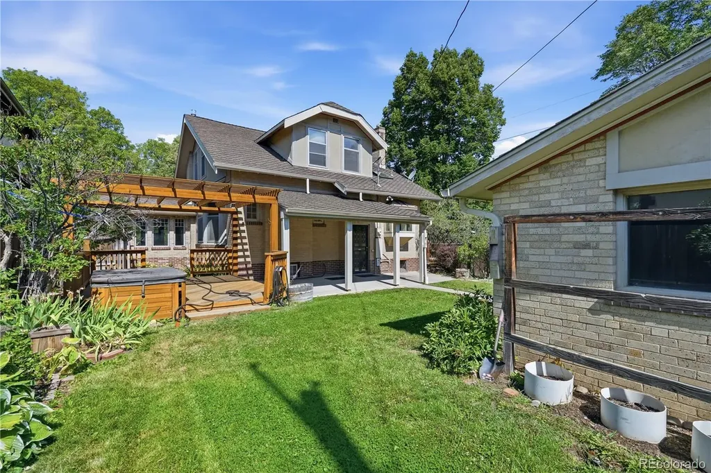 2390 Forest Street Denver CO 80207