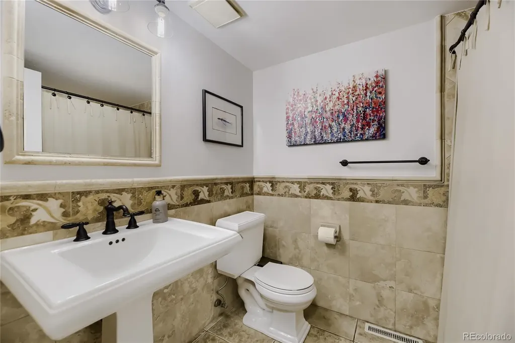 7976 E Phillips Circle Centennial CO 80112