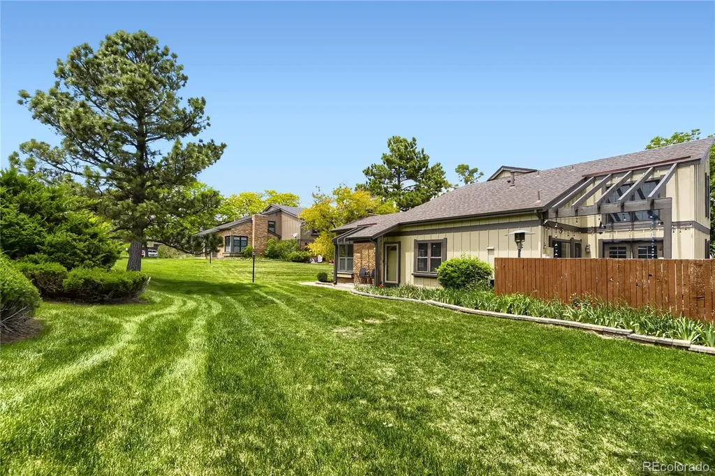 7976 E Phillips Circle Centennial CO 80112