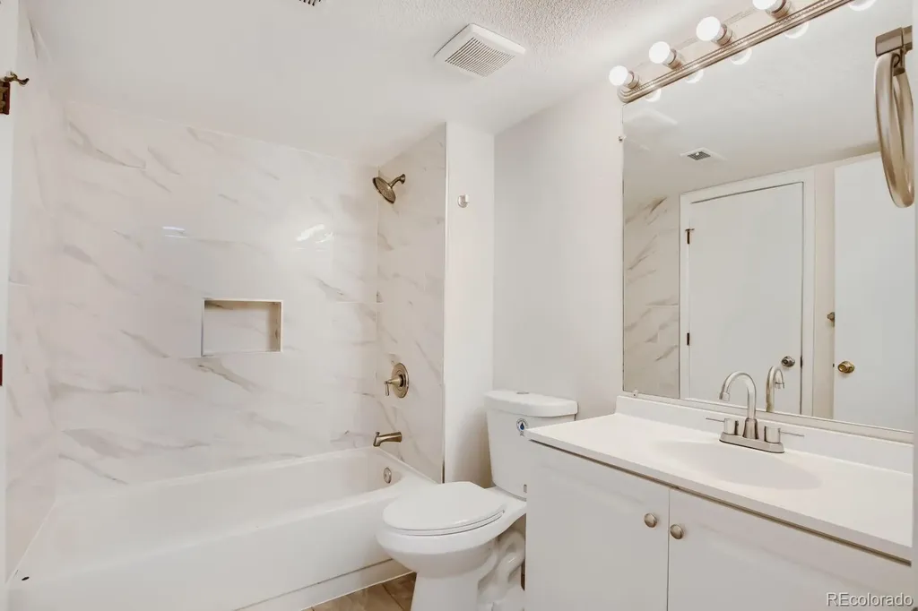 8813 Colorado Boulevard Denver CO 80229