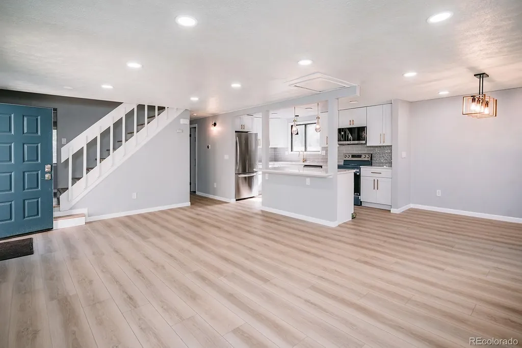 6637 W 95th Place Broomfield CO 80021