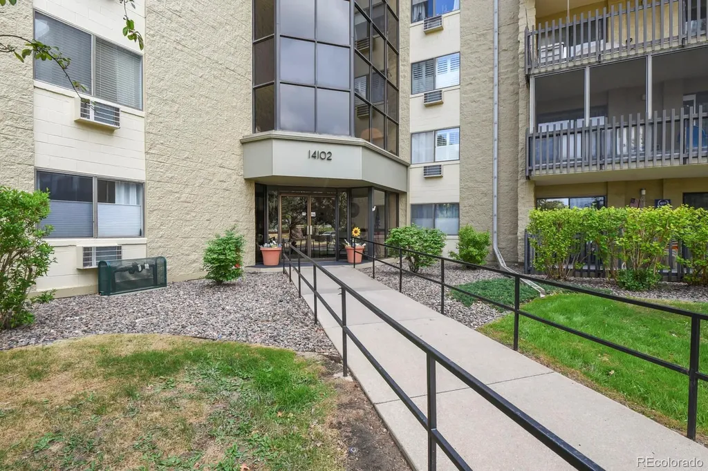 14102 E Linvale Place Aurora CO 80014