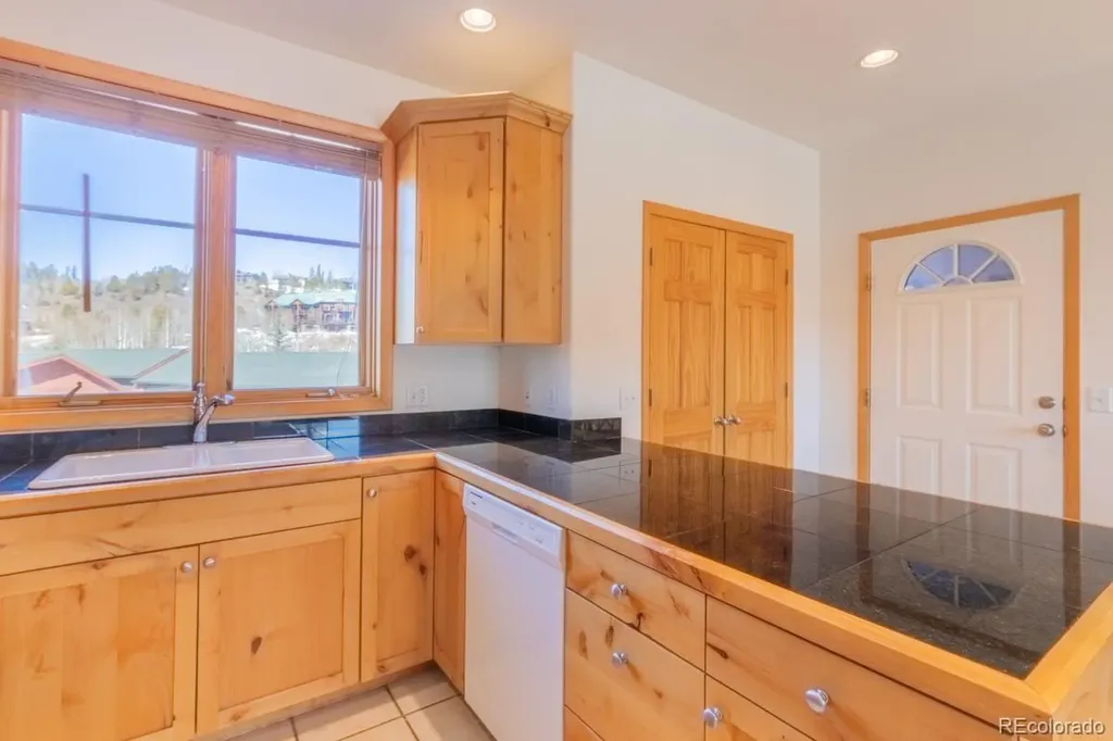 207 Bella Vista Court Grand Lake CO 80447