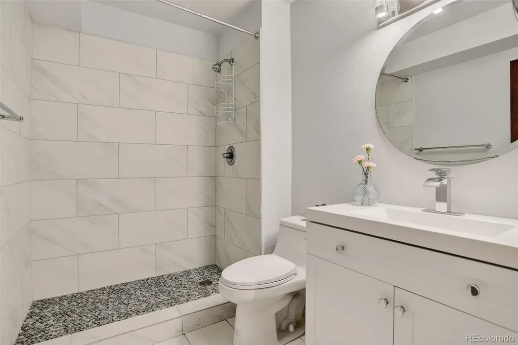 3322 S Ammons Street Lakewood CO 80227