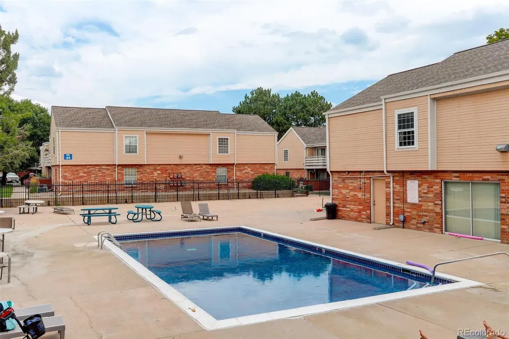 3322 S Ammons Street Lakewood CO 80227