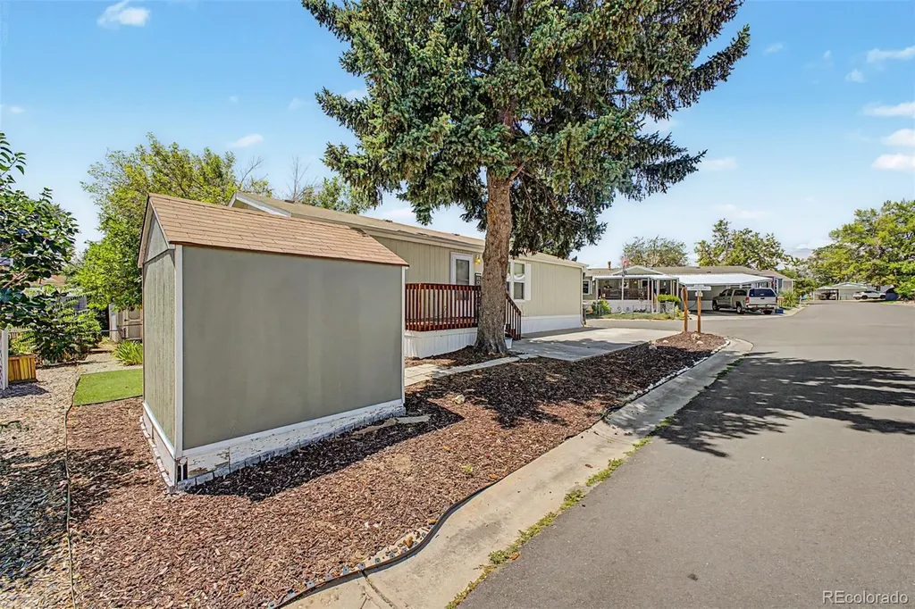 1801 W 92nd Avenue Denver CO 80260