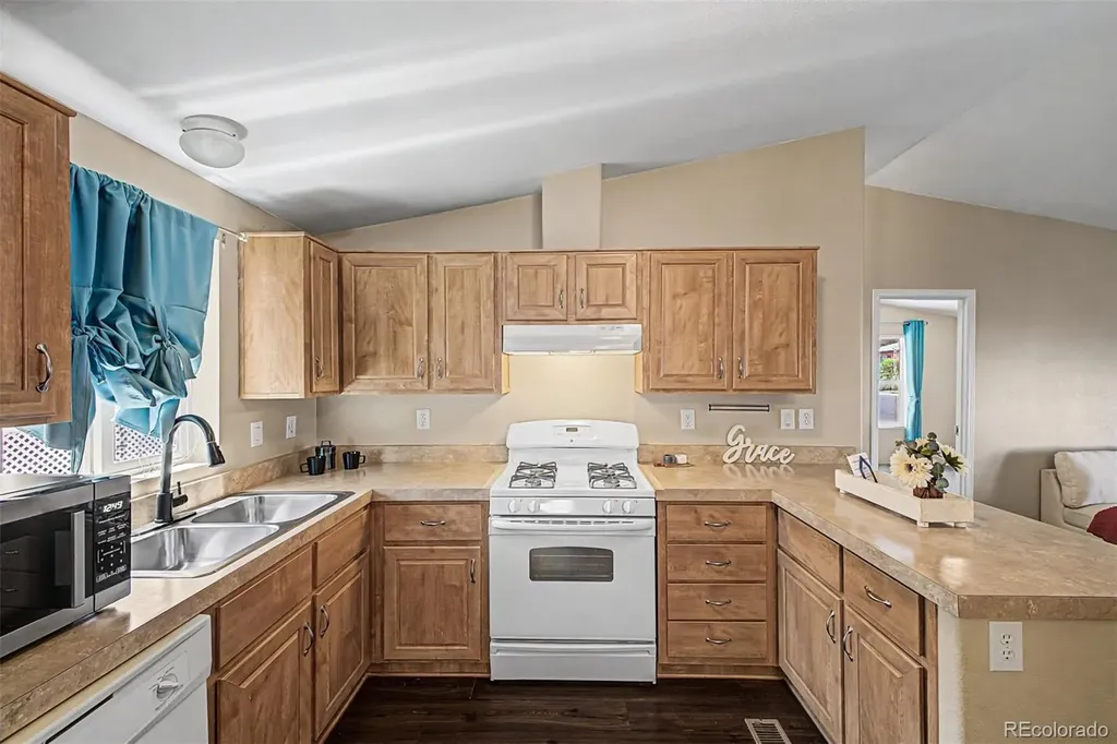 1801 W 92nd Avenue Denver CO 80260